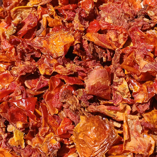 Getrocknete Tomatenflocken